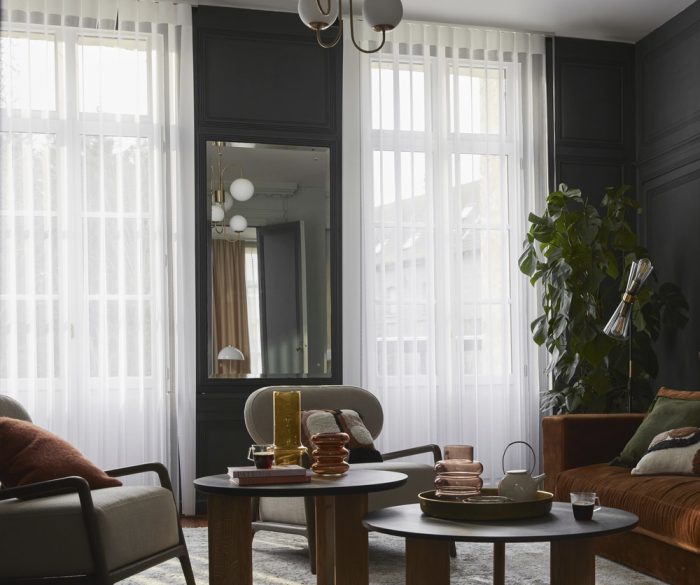 Stores voiles californiens blancs salon boho chic